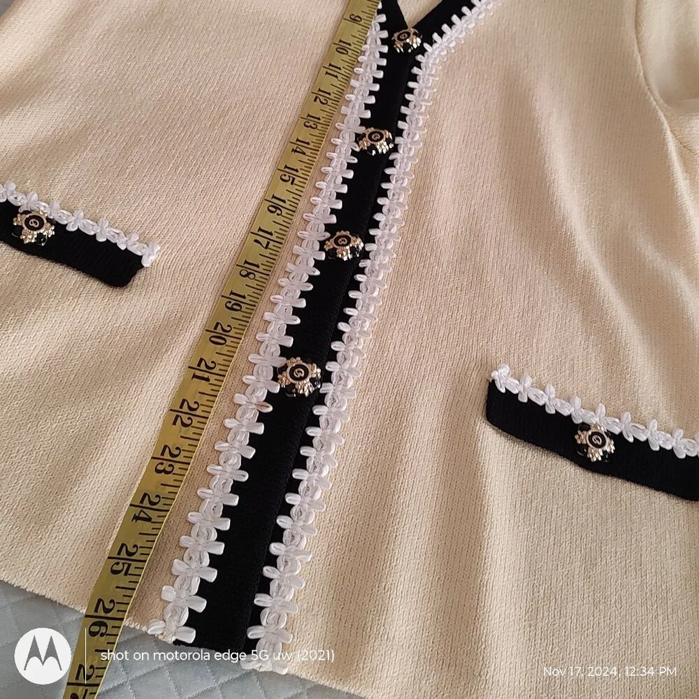 ST. JOHN COLLECTION SANTANA KNIT JACKET BY MARIE GRAY L/S PALE YELLOW SZ 4 - Picture 9 of 13